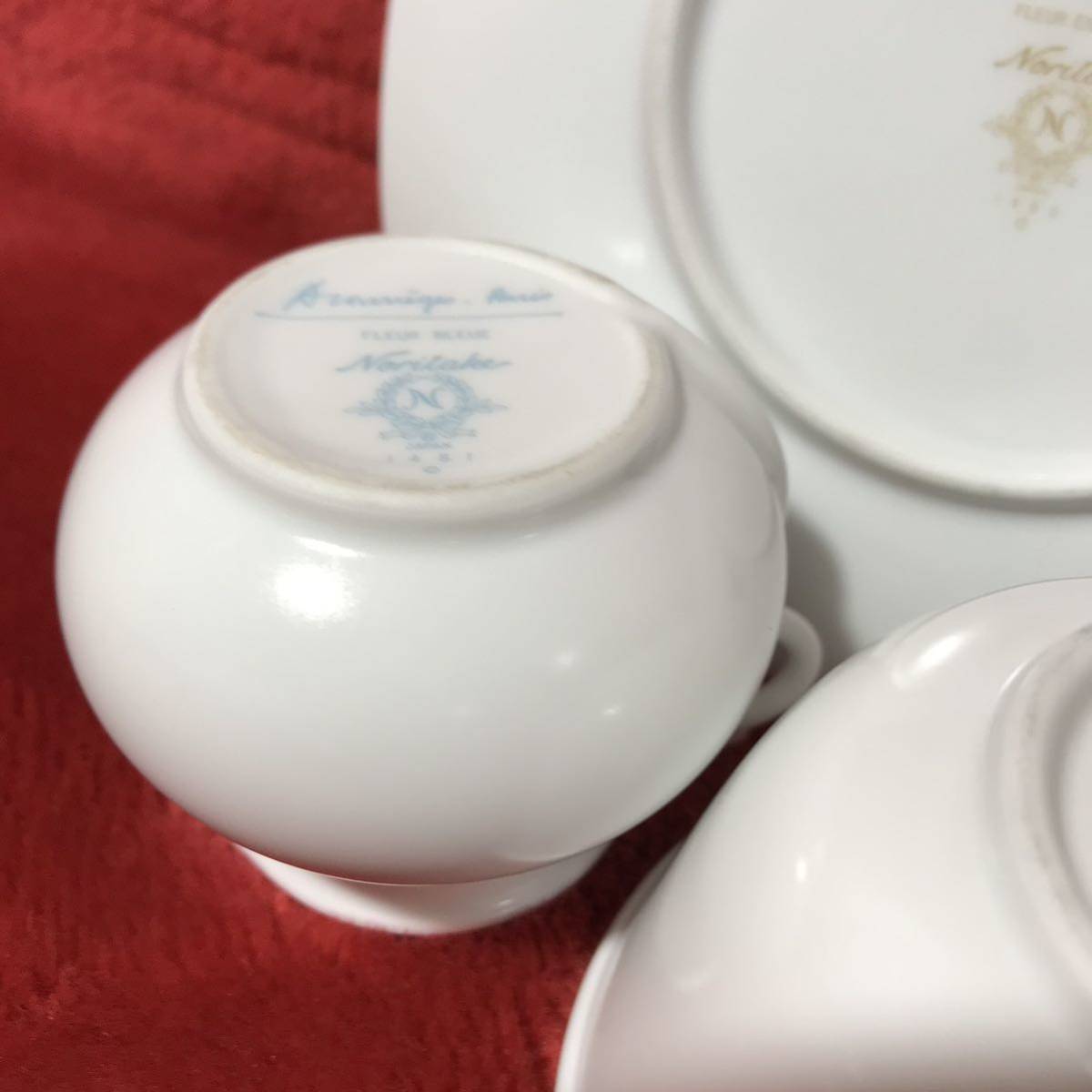 C37 Noritake ノリタケ クレージュ カップ&ソーサー 2客 クリーマー 1点 色違い コーヒーカップ_画像9