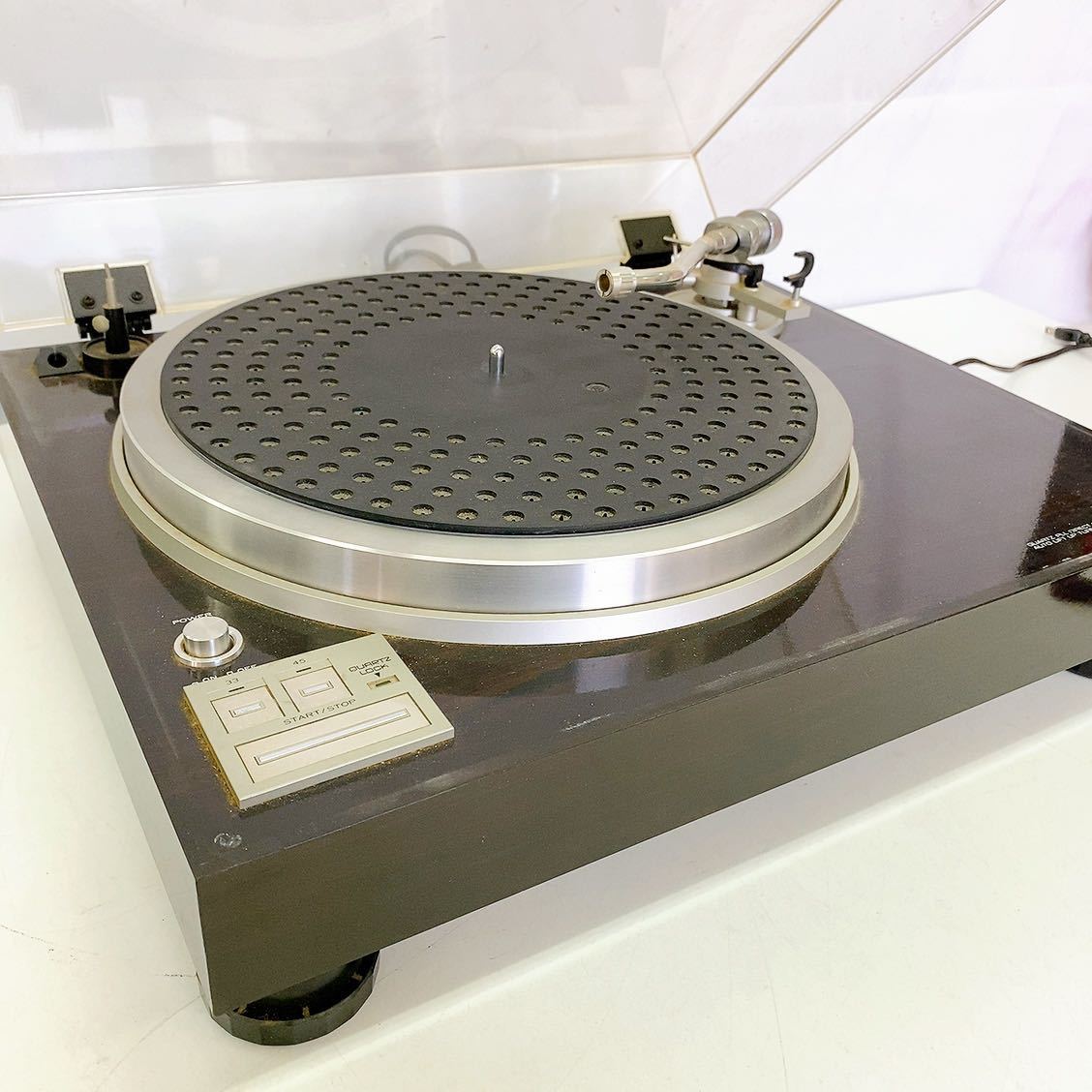 10AA130 TRIO トリオ MODEL KP-700D DIRECT DRIVE TURNTABLE ターンテーブル レコードプレイヤー レコードプレーヤー ダイレクトドライブ_画像2