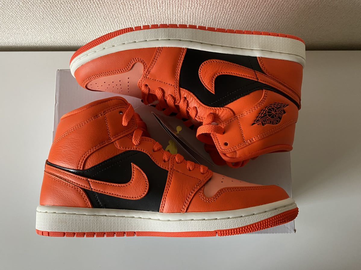 ナイキ ウィメンズ エアジョーダン1 ミッド オレンジ/ブラック 新品　25cm Nike WMNS Air Jordan 1 Mid Orange/Black_画像3