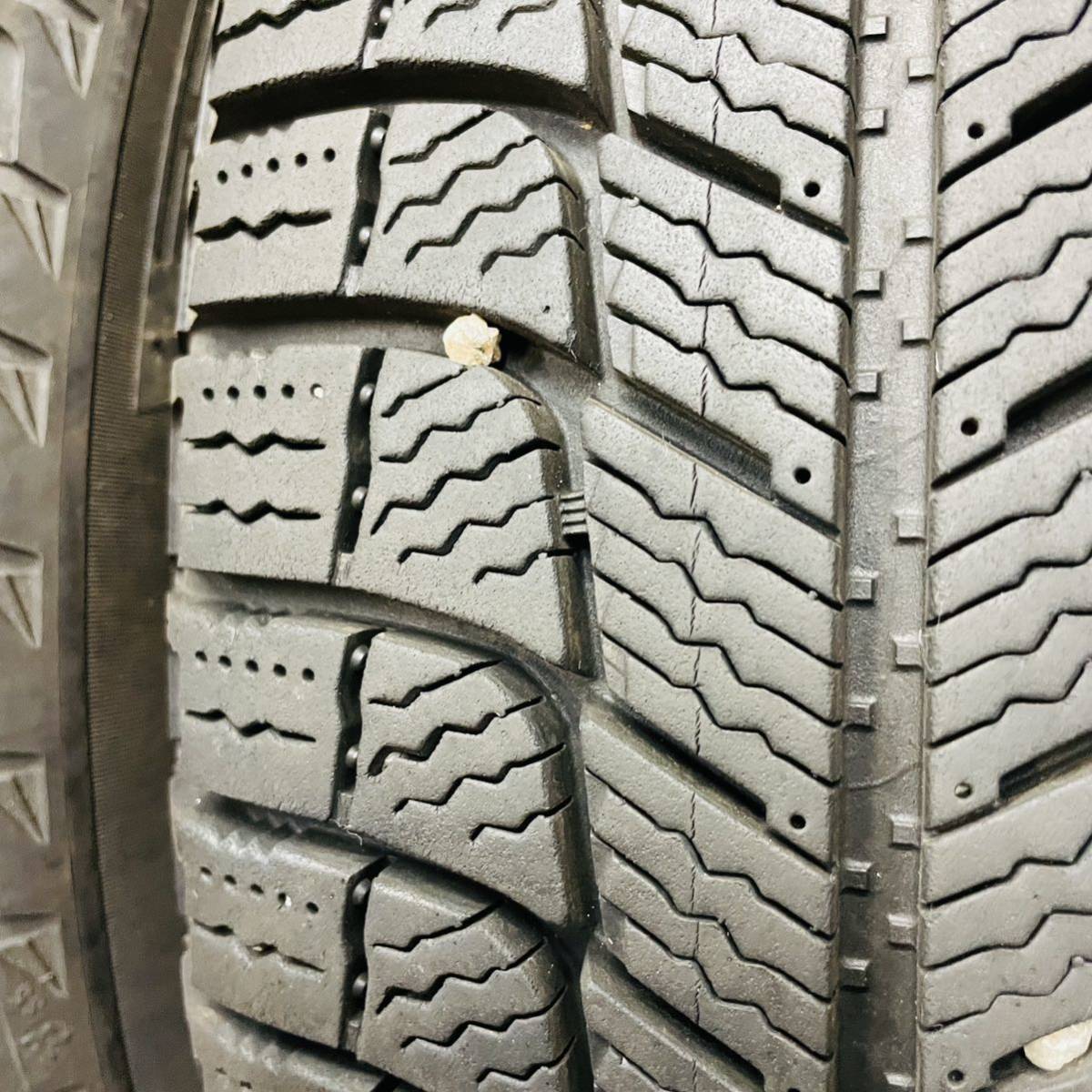 良品 送料無料【195/65R15 95T ミシュラン X-ICE3+ 2本】Michelin エックスアイス スタッドレス 冬タイヤ プリウス ノア ヴォクシー セレナ_画像6