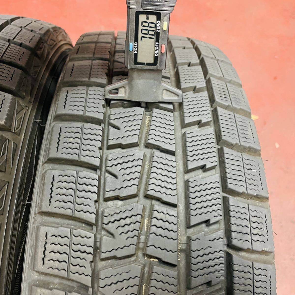 美品 送料無料[185/60R15 84Q ダンロップ ウインターマックス 01 4本]DUNLOP Winter MAXX スタッドレス 冬タイヤ ヤリス アクア フィット_画像5