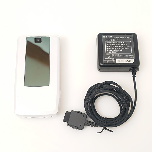 [Используется/DR1243A] NTT DOCOMO DOCOMO LG Electronics Cathay Mobile Phone Garake L-03A White * Операция была подтверждена (инициализирована)