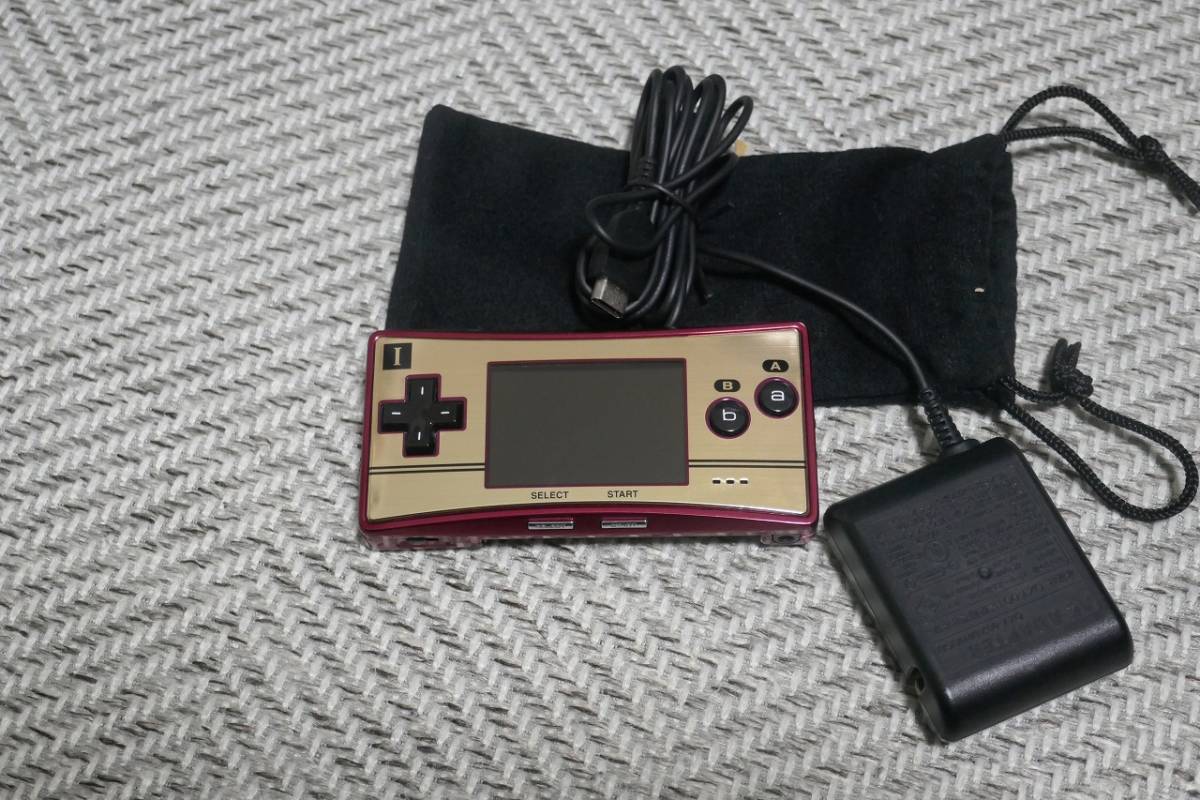 動作確認済◆美品 GAME BOY micro ゲームボーイミクロ 本体 ファミコンカラー 任天堂 Nintendo ＋ACアダプタ/ セット _画像1