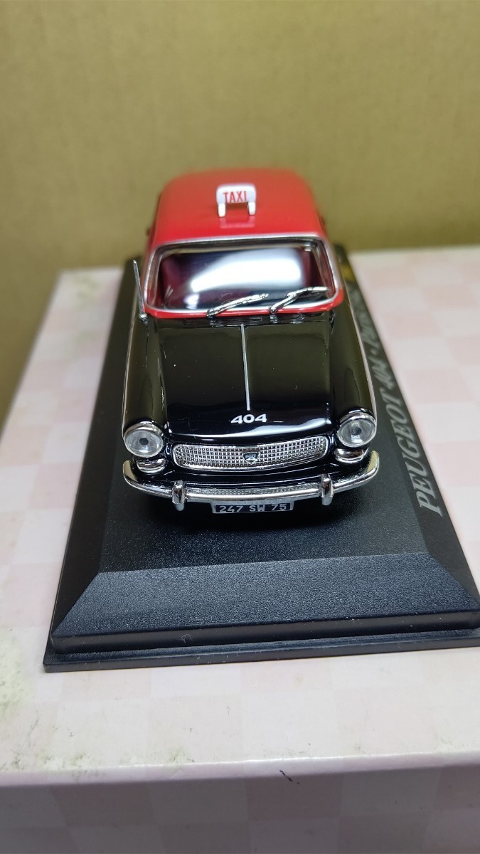 スケール 1/43 PEUGEOT 404 Paris/1962年 世界の名車コレクション！ Ixo_画像3