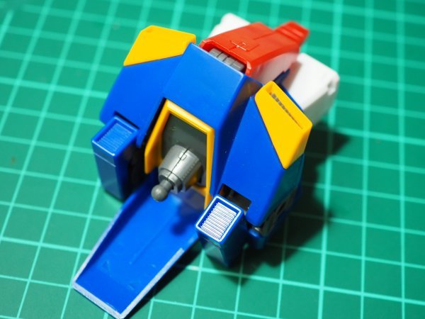 ☆BMR15☆ジャンク★バンダイ MG 1/100 ZZガンダム Ver.1.0 胸部のみ ジャンク部品取り 完成品_画像2