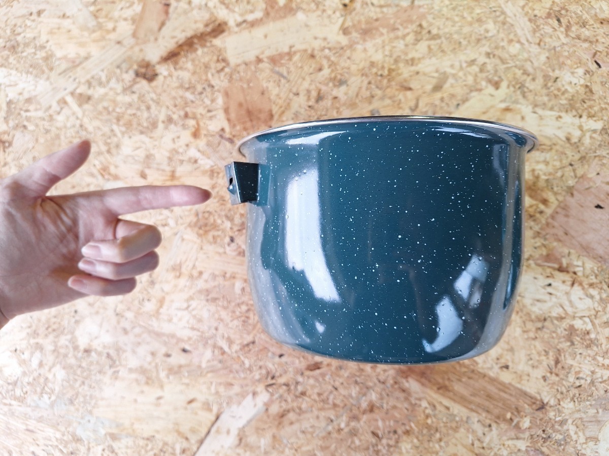 未使用保管品 CINSA ホーロープレート ホーロー鍋 　 made in mexico キャンプ アウトドア 5点セット_深鍋の持ち手部分は欠品しています