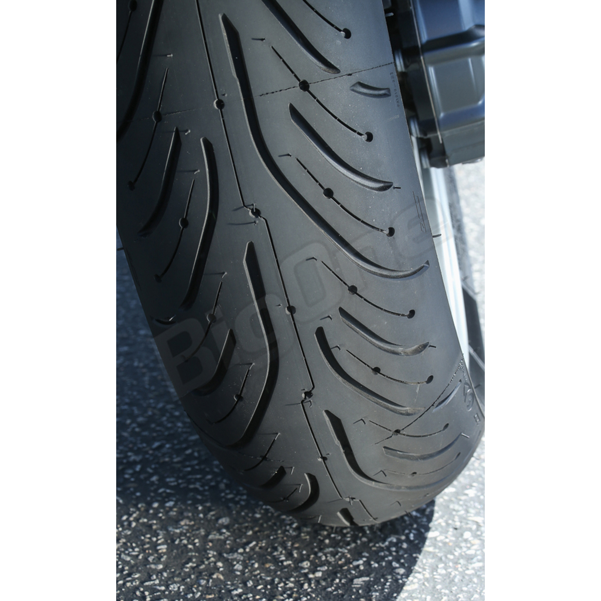 MICHELIN Pilot Road4 前後Set ZX-10R Ninja H2 アプリリア TuonoV4 120/70ZR17 190/55ZR17 120/70-17 190/55-17フロント リア リヤ タイヤ_画像7