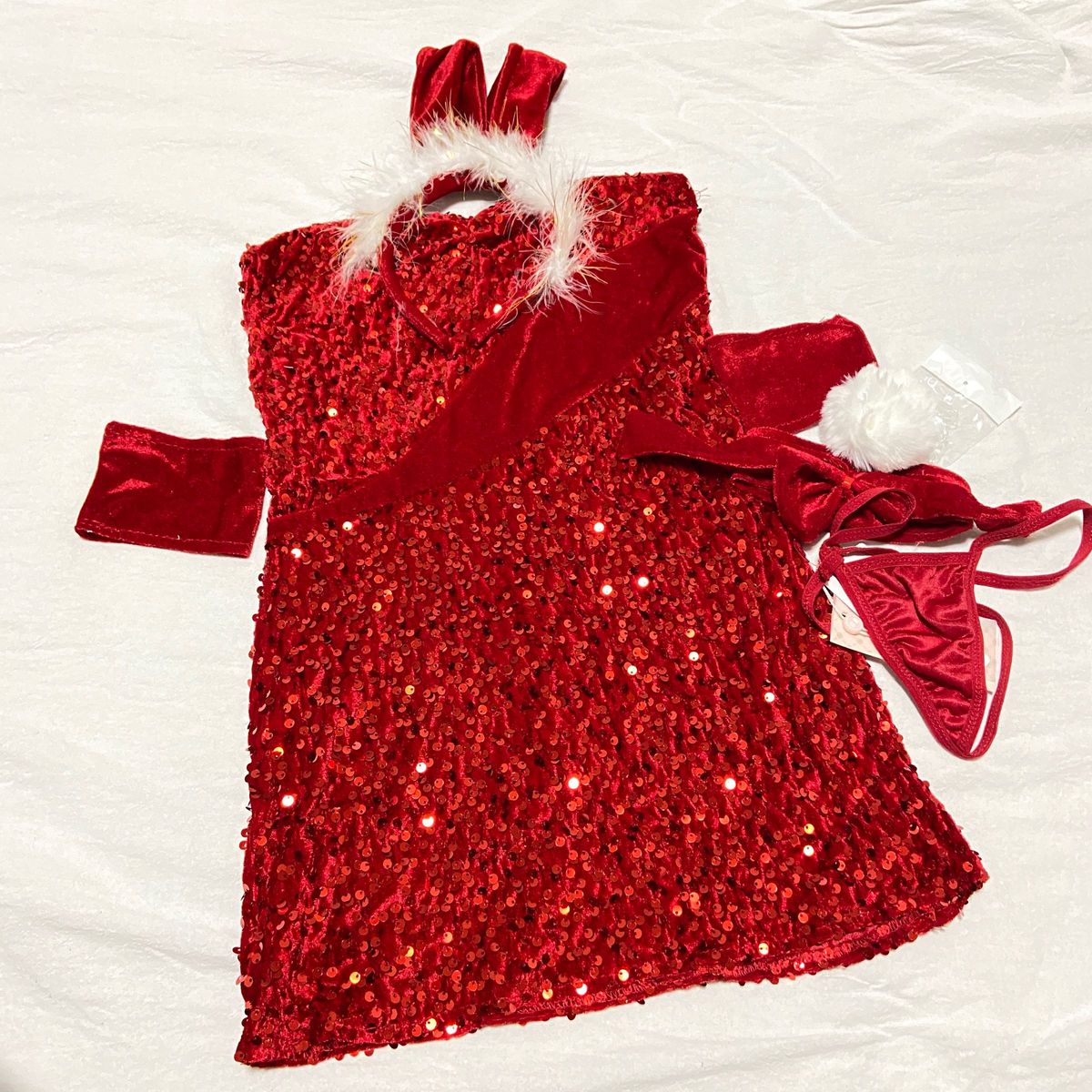 キラキラバニーガール赤　セクシーサンタ　クリスマスコスプレ セクシーランジェリー 衣装