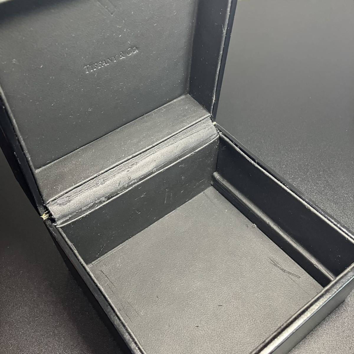 ティファニー 時計 空箱 外箱 ウォッチ　ケース 純正品 BOX 空き箱 箱 TIFFANY&Co. Tiffany 腕時計 時計ケース 【R5_311】_画像3