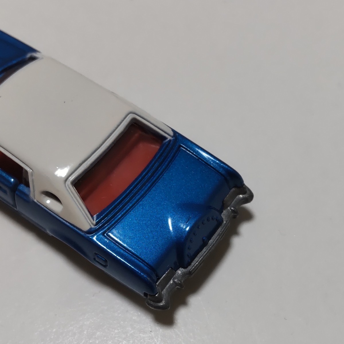 トミカ　F4　フォードコンチネンタル　青/白　1Eホイール　コピー箱（おまけ）付き_画像8