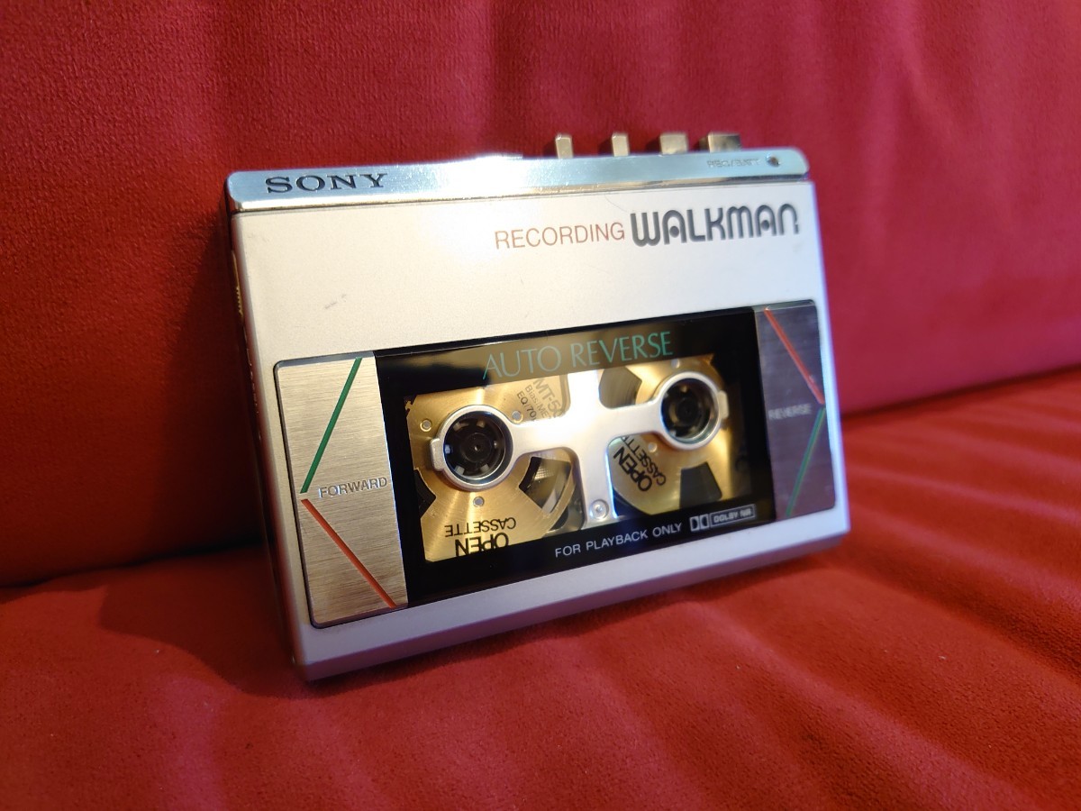 【SONY】WM-R55 WALKMAN PORTABLE CASSETTE RECORDER　MGSV ソニー カセットプレーヤー ウォークマン メタルギアソリッド_画像1