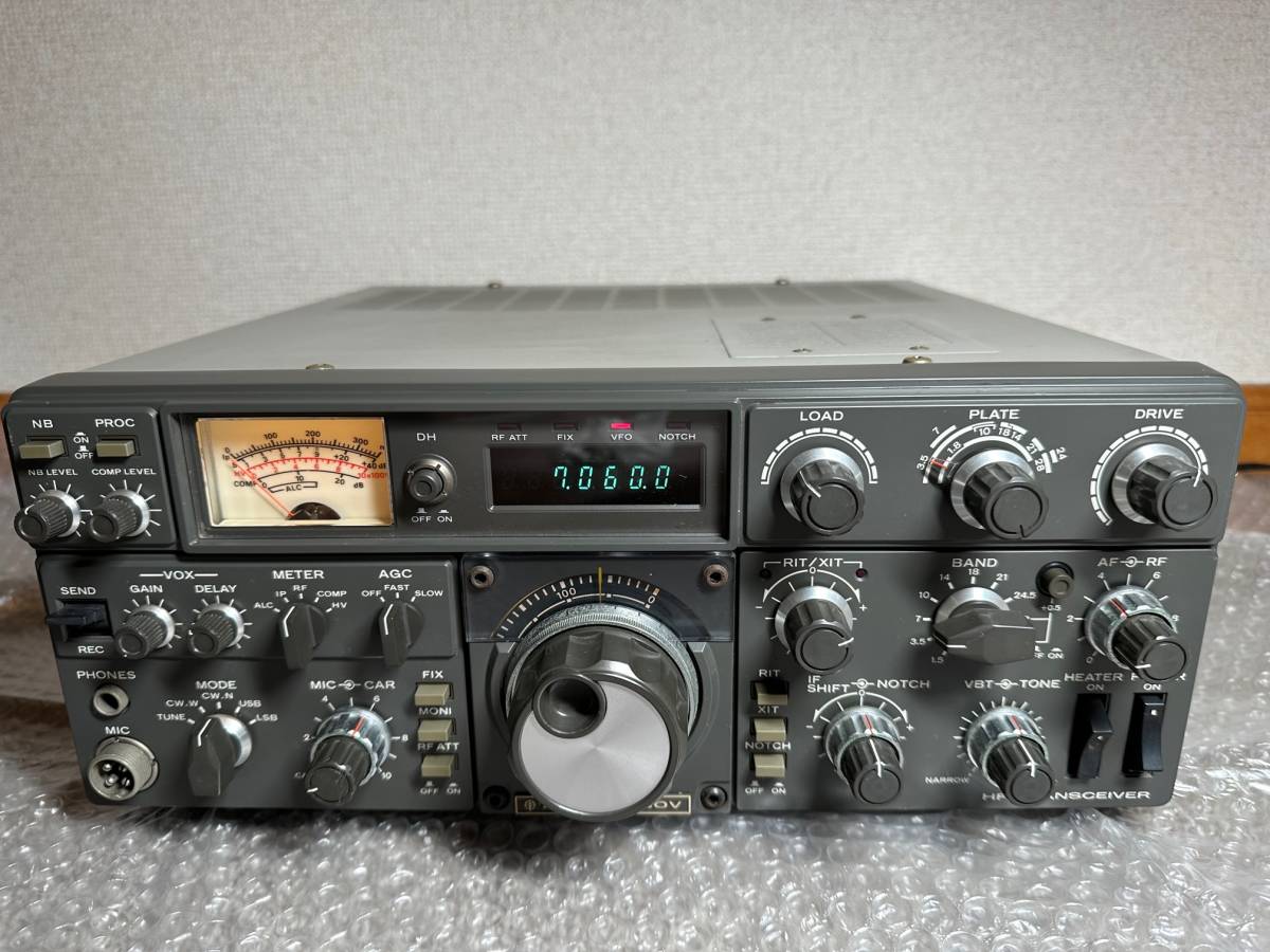 TRIO HF TRANSCEIVER TS-830V_画像1