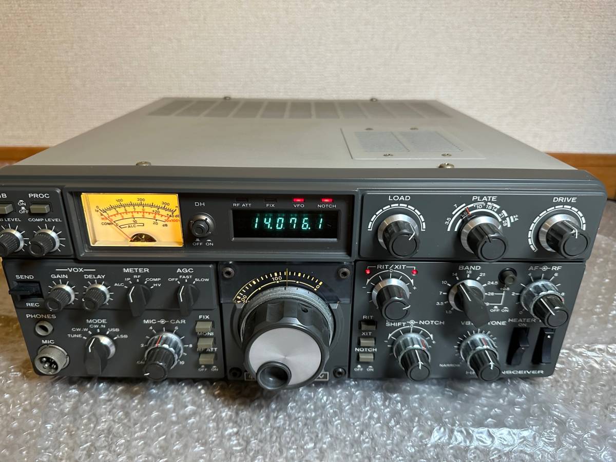 TRIO HF TRANSCEIVER TS-830V_画像2