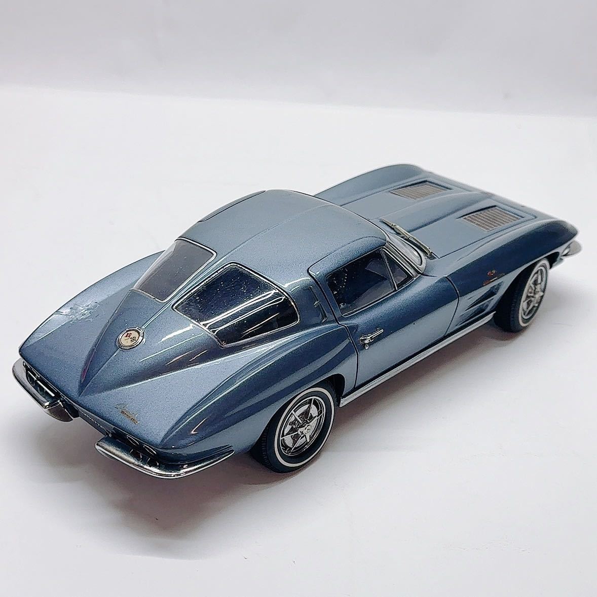 【K1】ジャンク 1/18 AUTOart chevrolet corvette 1963 オートアート シボレー コルベット_画像3