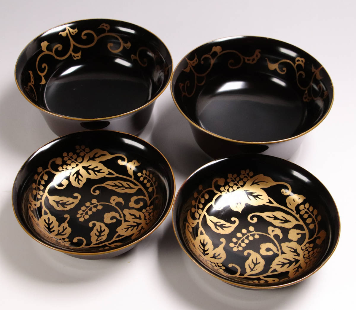 CK27/ 木製漆器 時代輪島塗 菊桐唐草 金蒔絵 溜塗 内黒塗 椀三客 天然木 CK27/ 木製漆器 時代輪島塗 菊桐唐草 金蒔絵 溜塗 内黒塗 椀三客