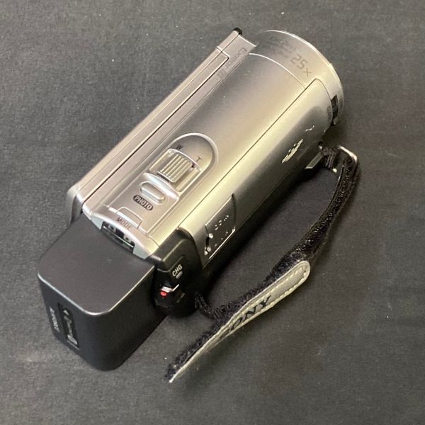 DJe352D06 動作品 SONY ソニー HDR-CX170 ビデオカメラ HANDYCAM CarlZeiss カールツァイス Vario-Tessar 1,8/2,5-62,5 ケース付き_画像5