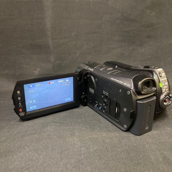 DKe521Y06 動作品 SONY ソニー HDR-SR12 CarlZeiss カールツァイス Vario-Sonnar T* 1,8/4,9-58,8 ビデオカメラ 2008年製　_画像2