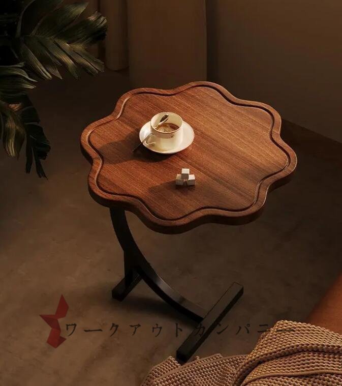 高級感満載！ オリジナル高級花びら雲形サイドテーブル別荘ナイトテーブルリビング北欧木製 コーヒーテーブル 贅沢