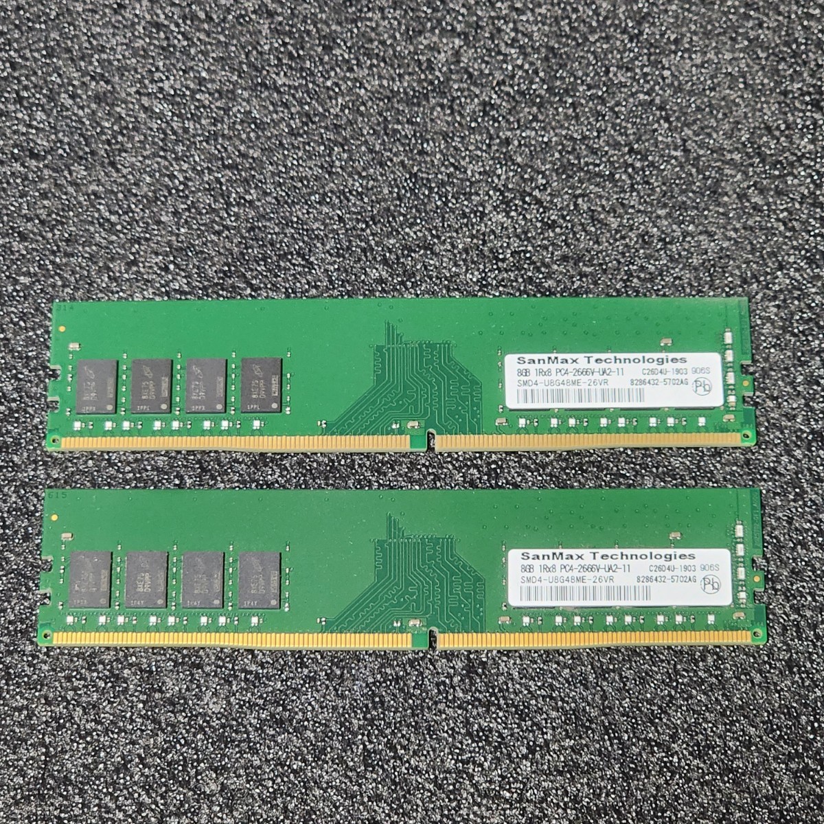 SanMax DDR4-2666MHz 16GB (8GB×2枚キット) SMD4-U8G48ME-26VR 動作確認済み デスクトップ用 PCメモリ _画像1