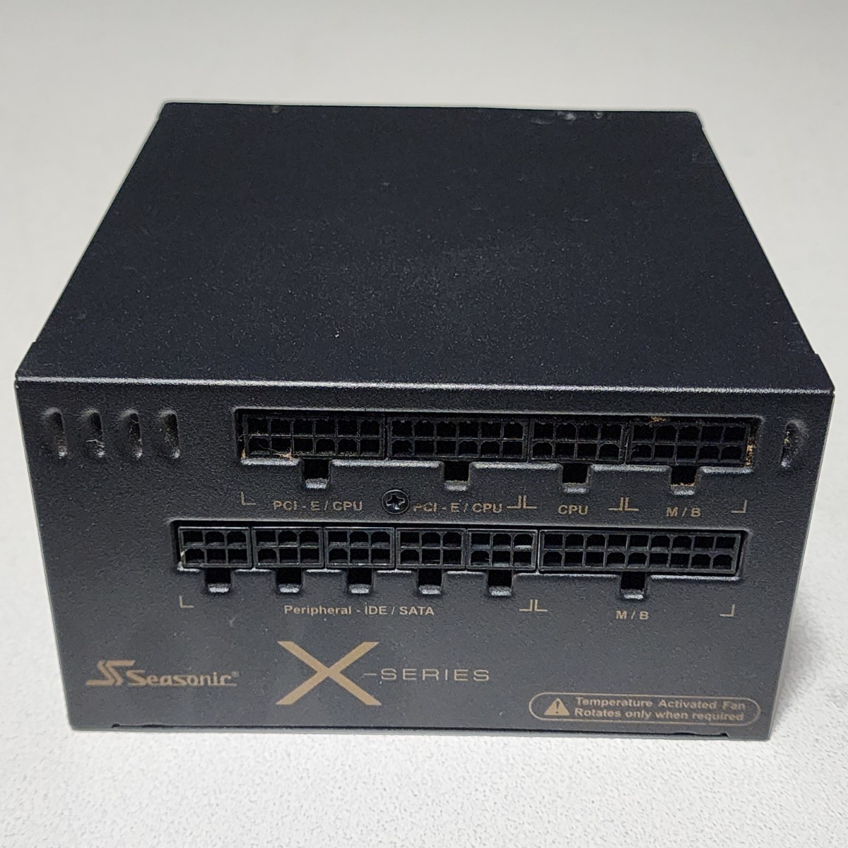 Seasonic X-SERIES SS-660KM 660W 80PLUS GOLD認証 ATX電源ユニット フルプラグイン 動作確認済み PCパーツ 650W_画像5
