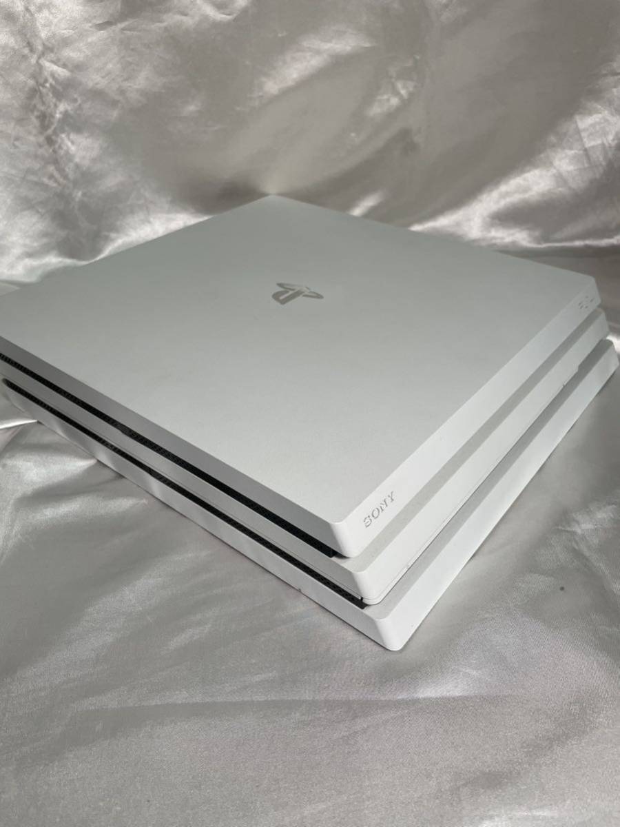 【動作良好！】本体のみ PS4 Pro CUH-7200B B02 1TB グレイシャー・ホワイトSONY PS4 PS4本体 プレイステーション4 _画像6