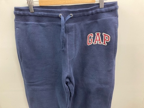 スウェットパンツ　裏起毛　M表示　Ｌ相当　Ｗ実寸約８６ｃｍ～１０６ｃｍ　紺　ＧＡＰ★未使用格安！_画像1