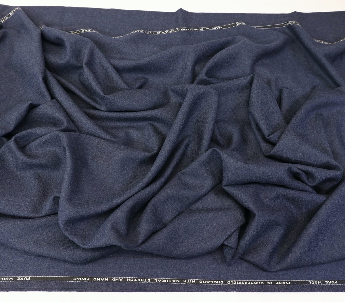 ■英国ローバック社・ブルーグレーの定番無地・サキソニーフラノなのに毛布のように着心地良いナチュラルストレッチ・長さ3.3m_画像6