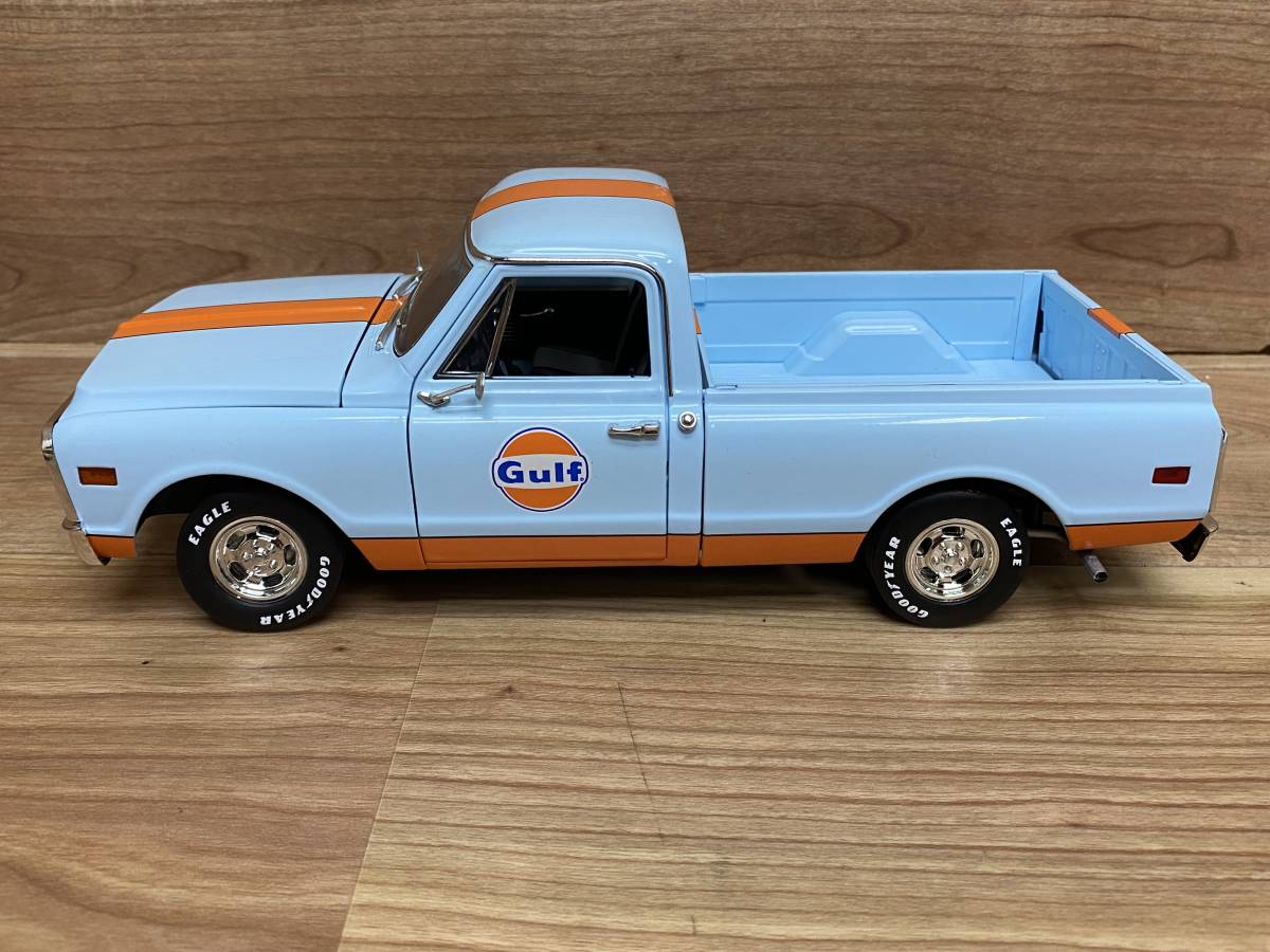 ２２ 極美品 ACME 1/18 1968 Chevrolet C-10 GULF RACING シボレー A1807202 ミニカー_画像5