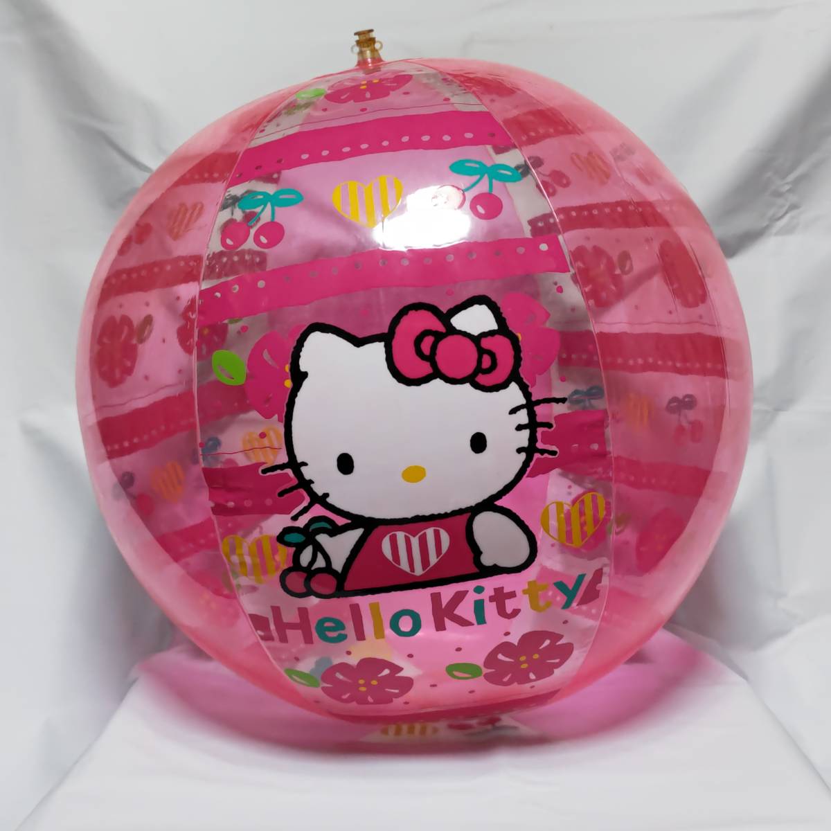 3490 　サンリオ (SANRIO) 1993年　ハローキティ　ビーチボール 60cm_画像1