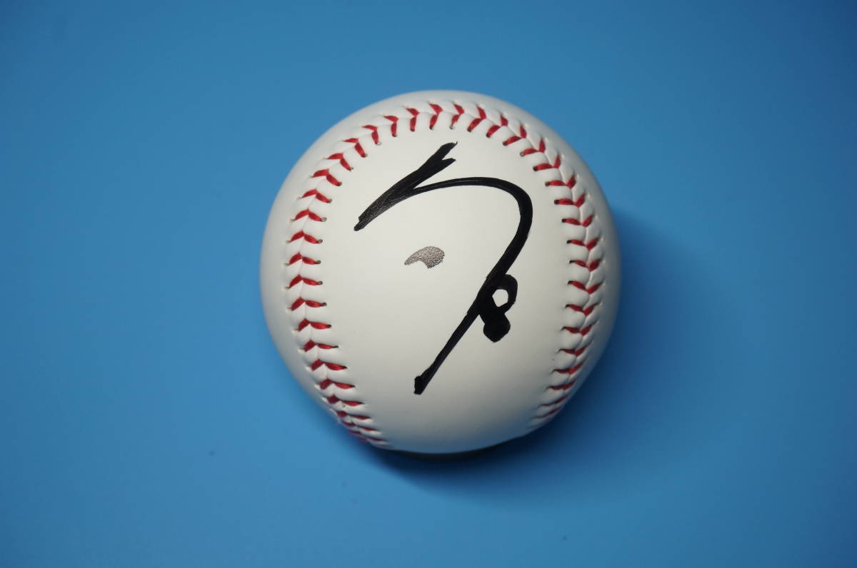  Hanshin Tigers Sato shining Akira player autograph autograph ball 