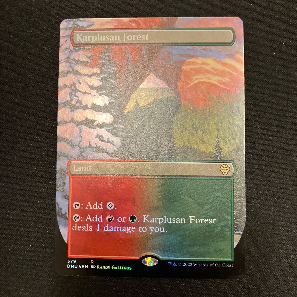 MTG DMU カープルーザンの森 英語 ボーダーレス Foil_画像1