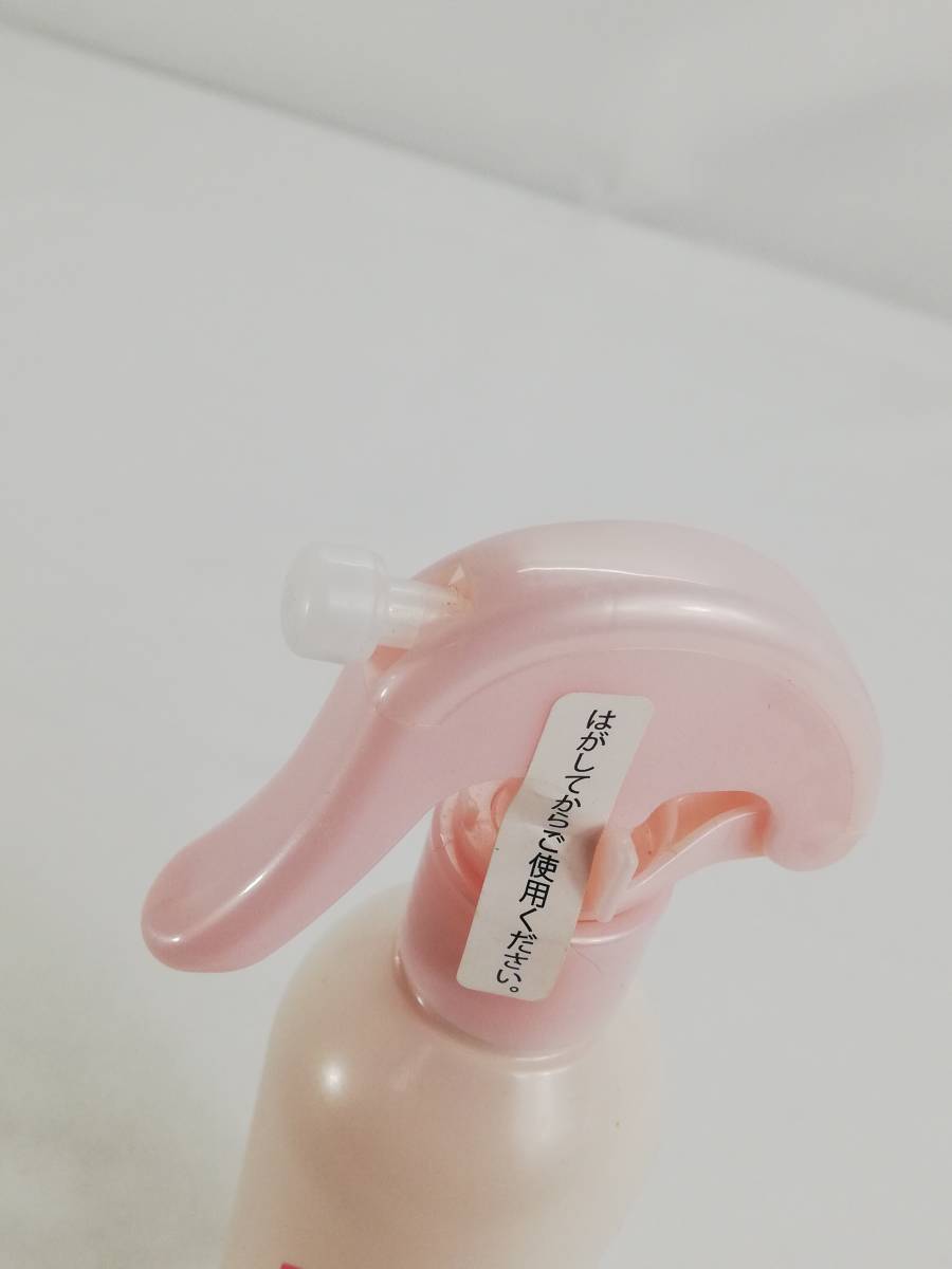 MVNE Fabric Mist ミューズファブリックミストFS　爽やかな果実と上品な花々が重なるクリアなフローラルシャインの香り　220ml　日本製_画像3