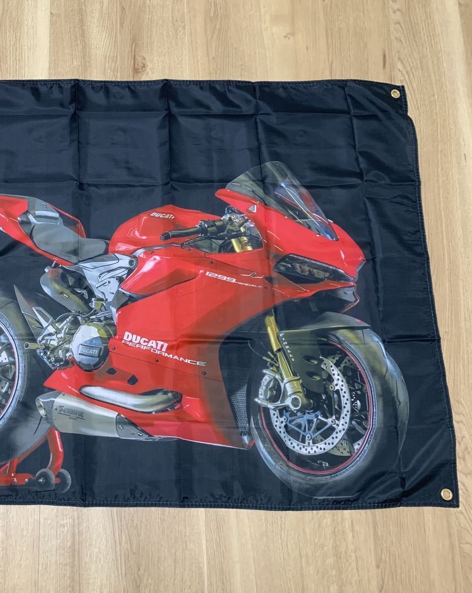 ドゥカティ 特大フラッグ バナー 約150×90cm タペストリー 旗 ガレージ装飾 アメリカン アメ車 ホットロッド 壁紙装飾 Ducati_画像4