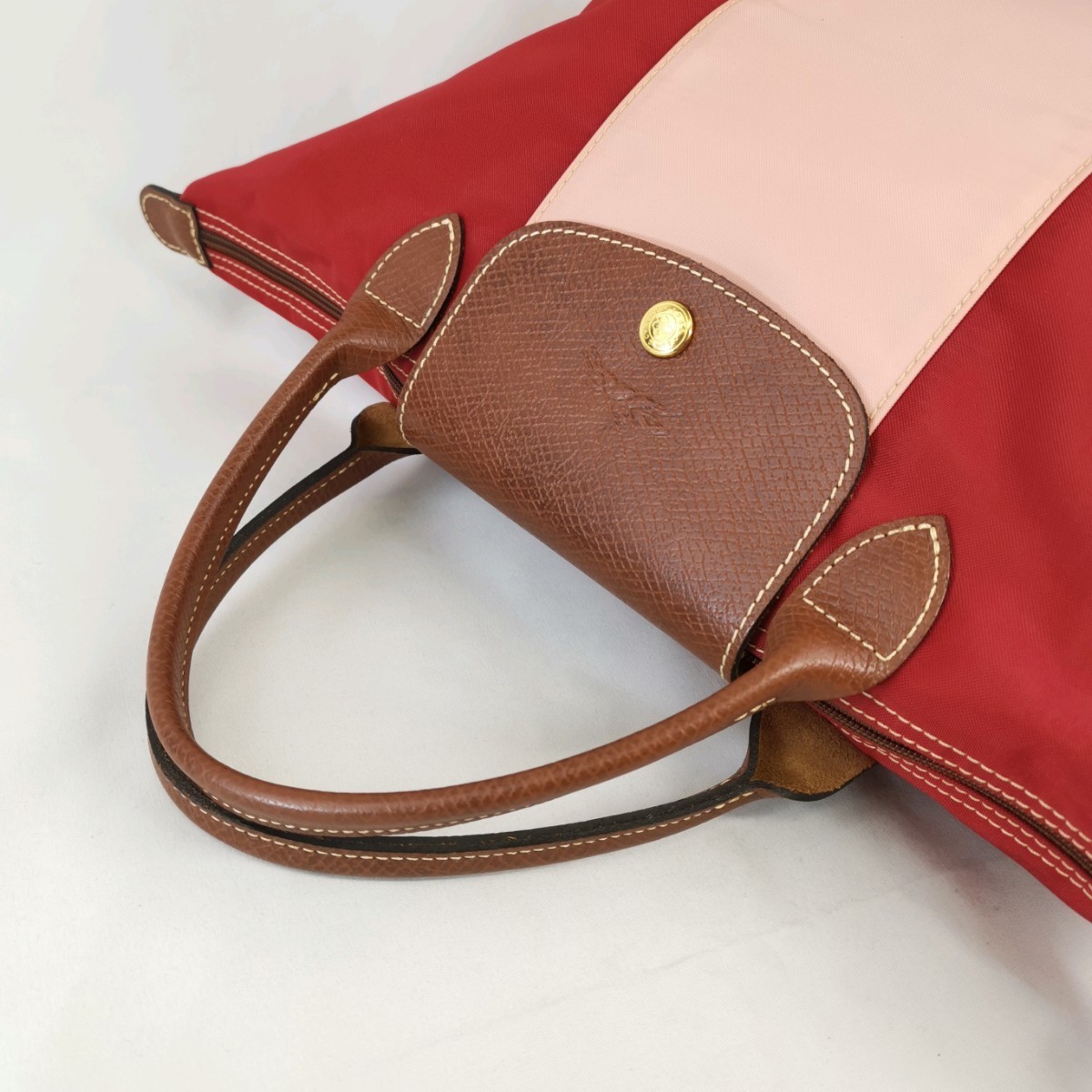 K ◎【商品ランク:B】ロンシャン LONGCHAMP プリアージュ ロゴメタル ナイロン 一部 レザー ハンドバッグ 手提げ トート 婦人鞄 レッド系_画像6