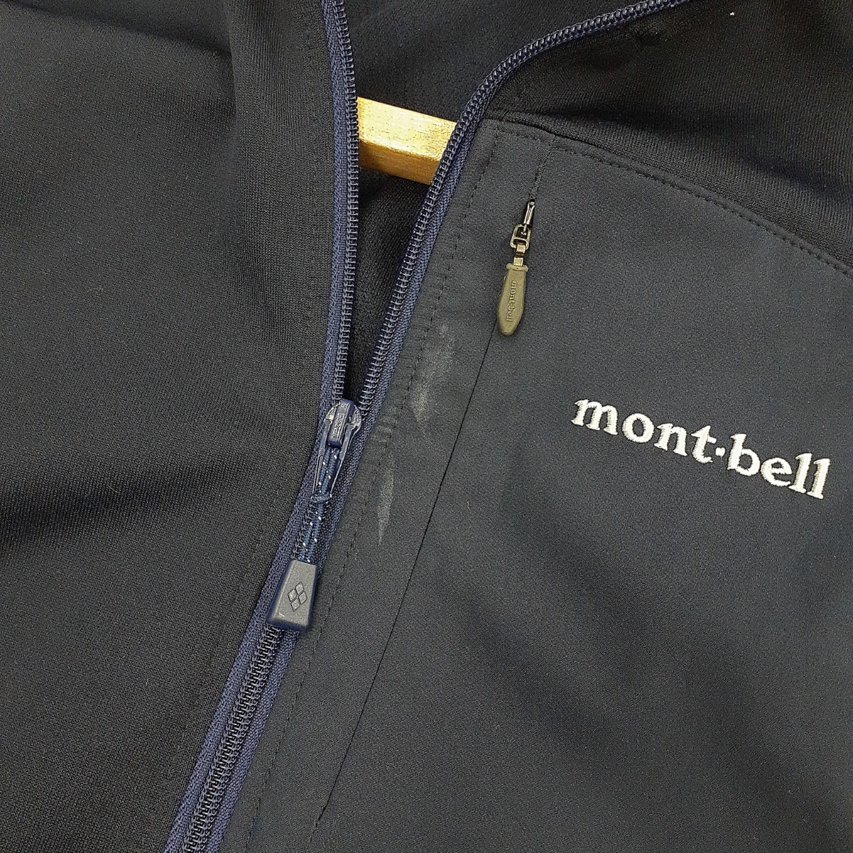 N ◎ 【商品ランク:B】モンベル mont・bell ロゴ刺繍 ジップアップ 長袖 ジャージ size160 キッズ トップス 子供服 ネイビー 紺系_画像7