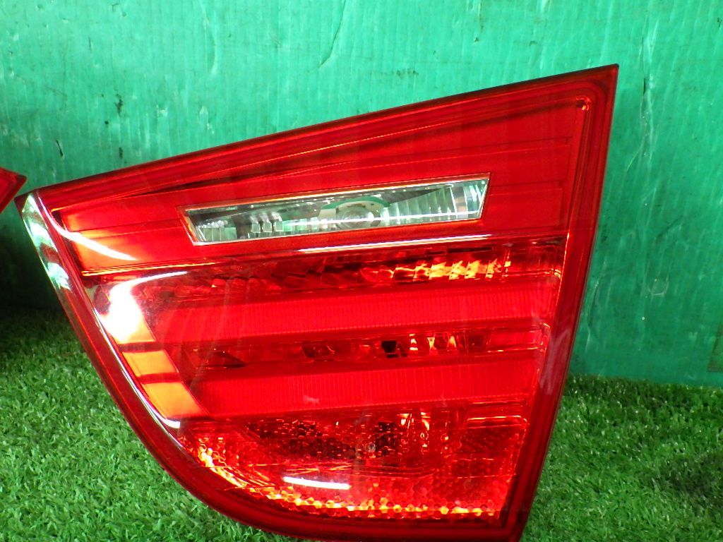 BMW320i[E90後期LCI]ブレーキランプ左右テールライト LED フィニッシャー セダン_画像4
