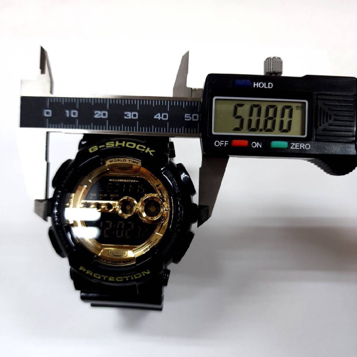 CASIO カシオ G-SHOCK ジーショック GD-100GB 稼働品 箱付き ゴールド×ブラック メンズ 腕時計 Gショック_画像9