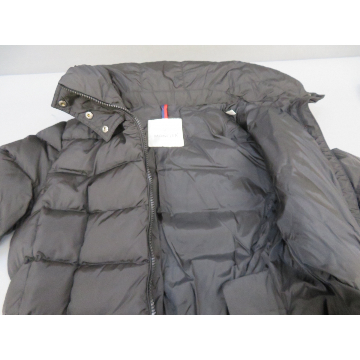 YSS3931★MONCLER/モンクレール FLAMMETTE GIUBBOTTO フラメッテ ダウンコート Aライン フード収納可能 ブラック サイズ2★A_画像3