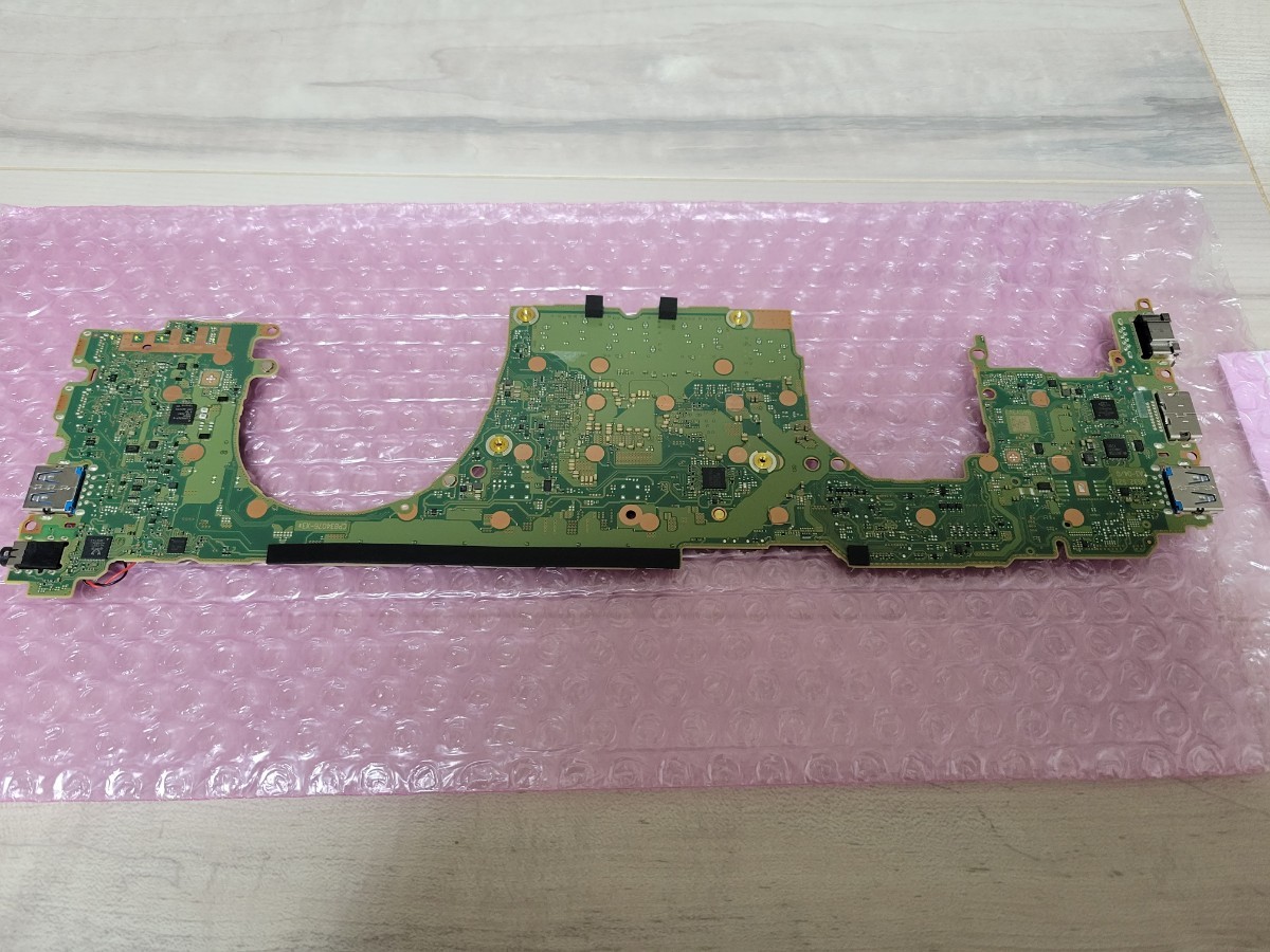 希少・最新第13世代i7/メモリ16GB版】富士通 LIFEBOOK UH系 希少・最新第13世代i7/メモリ16GB版】富士通 LIFEBOOK UH系