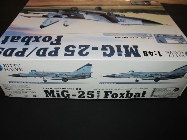 ★☆未組立 キティホーク　1/48　MiG-25PD/PDS　フォックスバット　ミグ25☆★_画像3