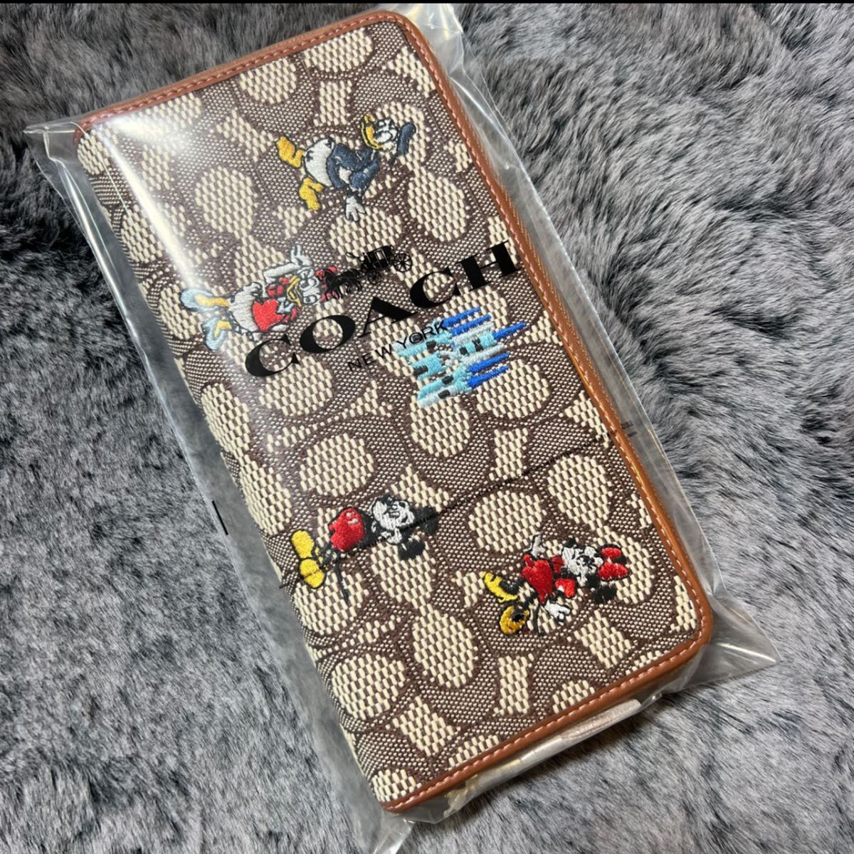 COACH コーチ 長財布 ディズニー ミッキー ミニー ドナルド デイジー