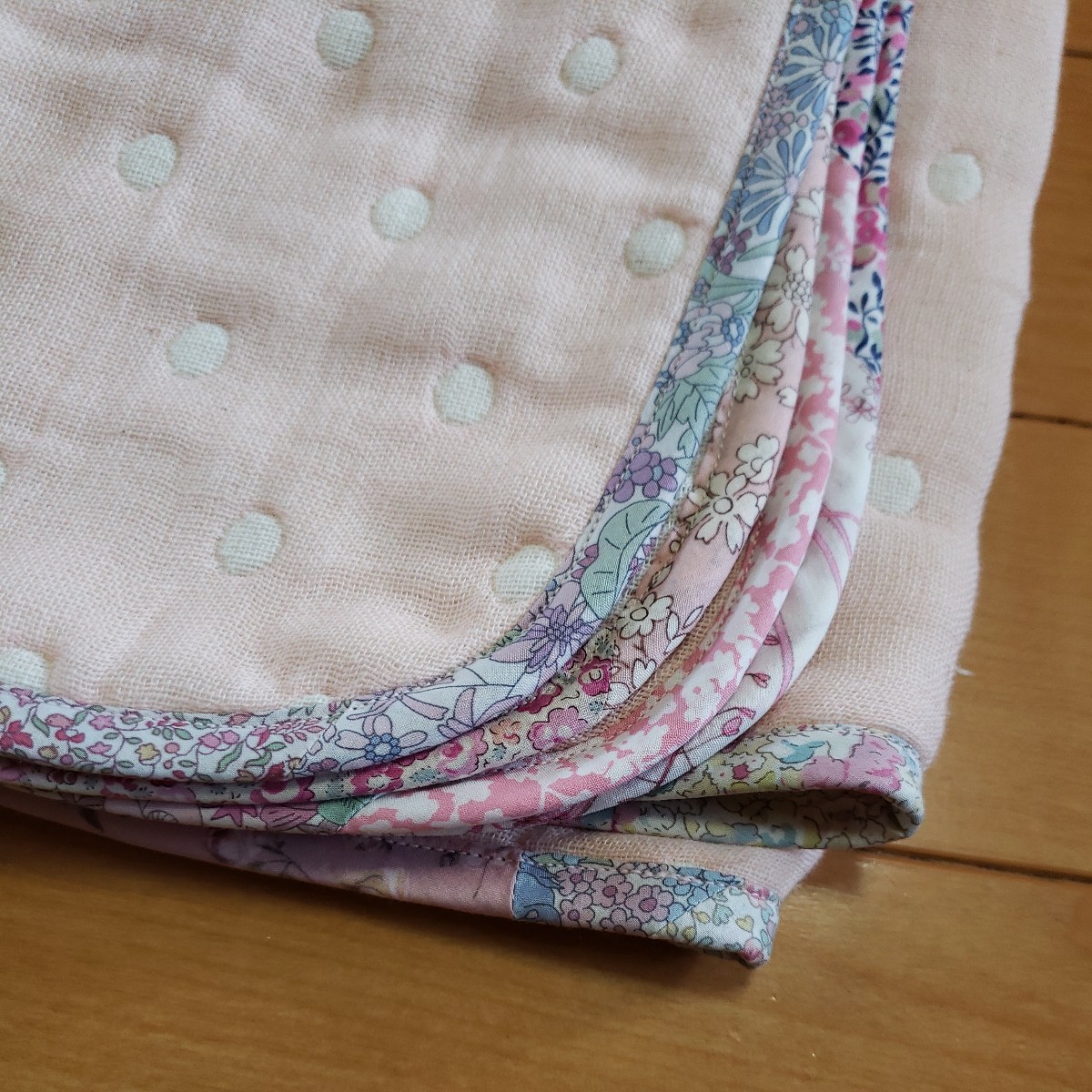  hand made *6 -ply gauze dot × Liberty gauze packet ③ pink blanket lap blanket 