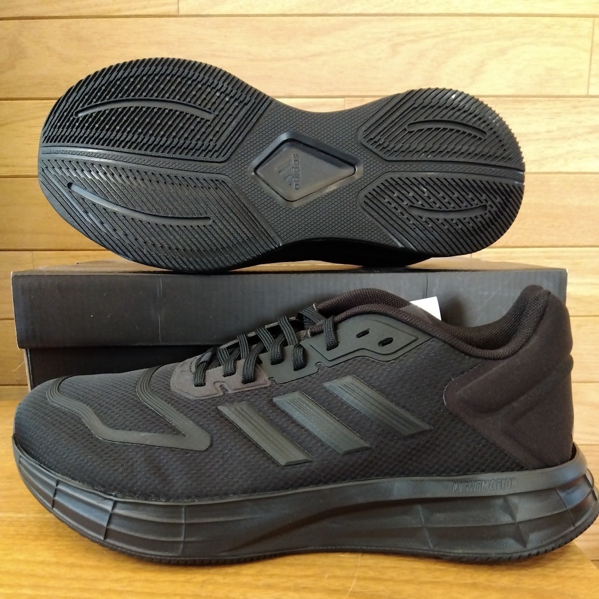 26.5cm 新品正規品 アディダス デュラモ　10 ワイド　adidas　DURAMO 10 WIDE オールブラック　メンズ　ランニングシューズ　GY3856_画像2