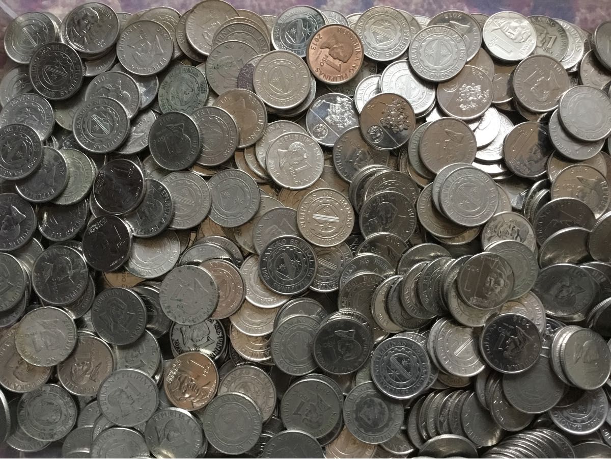 H220 【フィリピン】1ペソ　硬貨　コイン　古銭　ランダム　100枚