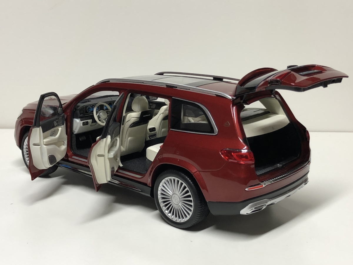 Jadi 1/18 Mercedes Benz Maybach GLS 600 4Matic hyacinth red メルセデス　マイバッハ　ディーラー特注品_画像7