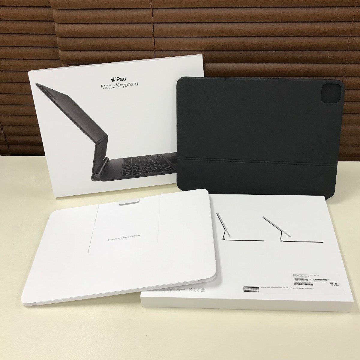 ☆良品/中古品☆ Apple アップル iPad 11インチ用 iPad Magic Keyboard