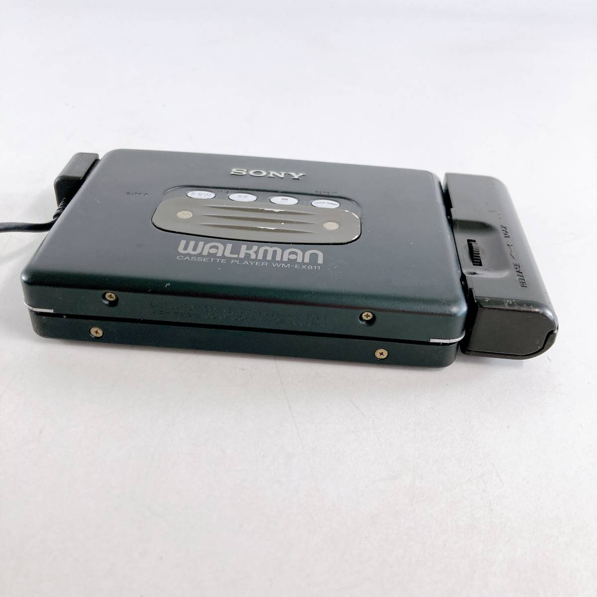 【ジャンク】SONY ソニー ウォークマン WM-EX811 WALKMAN /カセットウォークマン /カセットプレイヤー_画像3