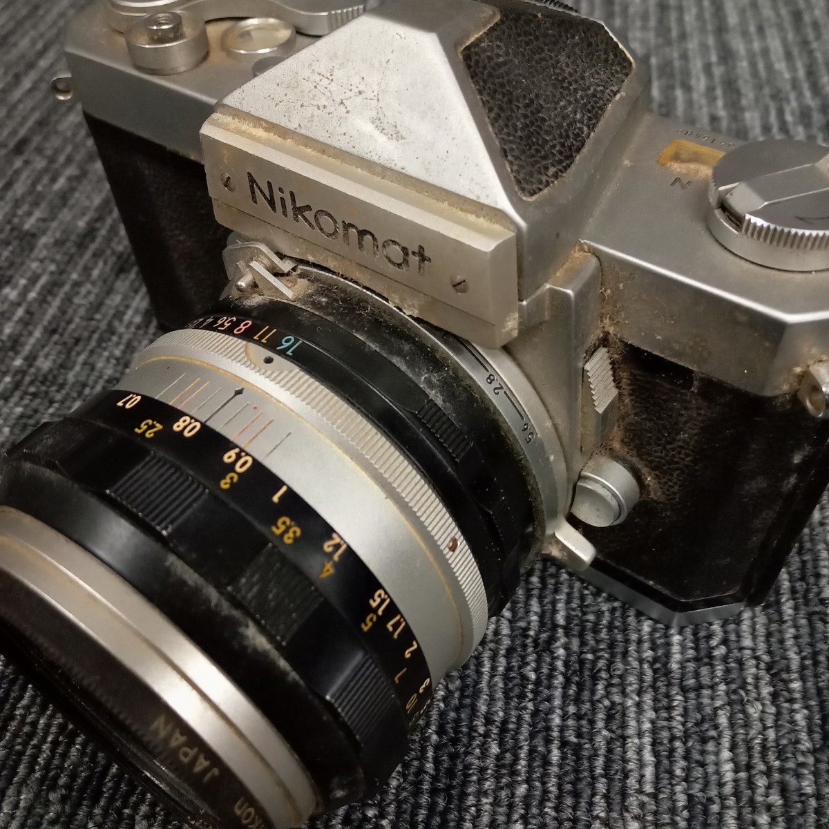 北山10月No.74 カメラ Nikon ニコン 2点まとめて 動作未確認 ハードケース付き フィルムカメラ レフカメラ マニュアル _画像6