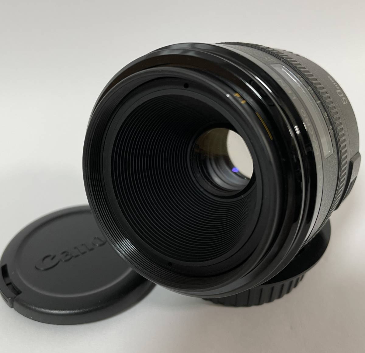 Canon COMPACT-MACRO LENS EF 50mm F2.5 単焦点 マクロレンズ_画像1