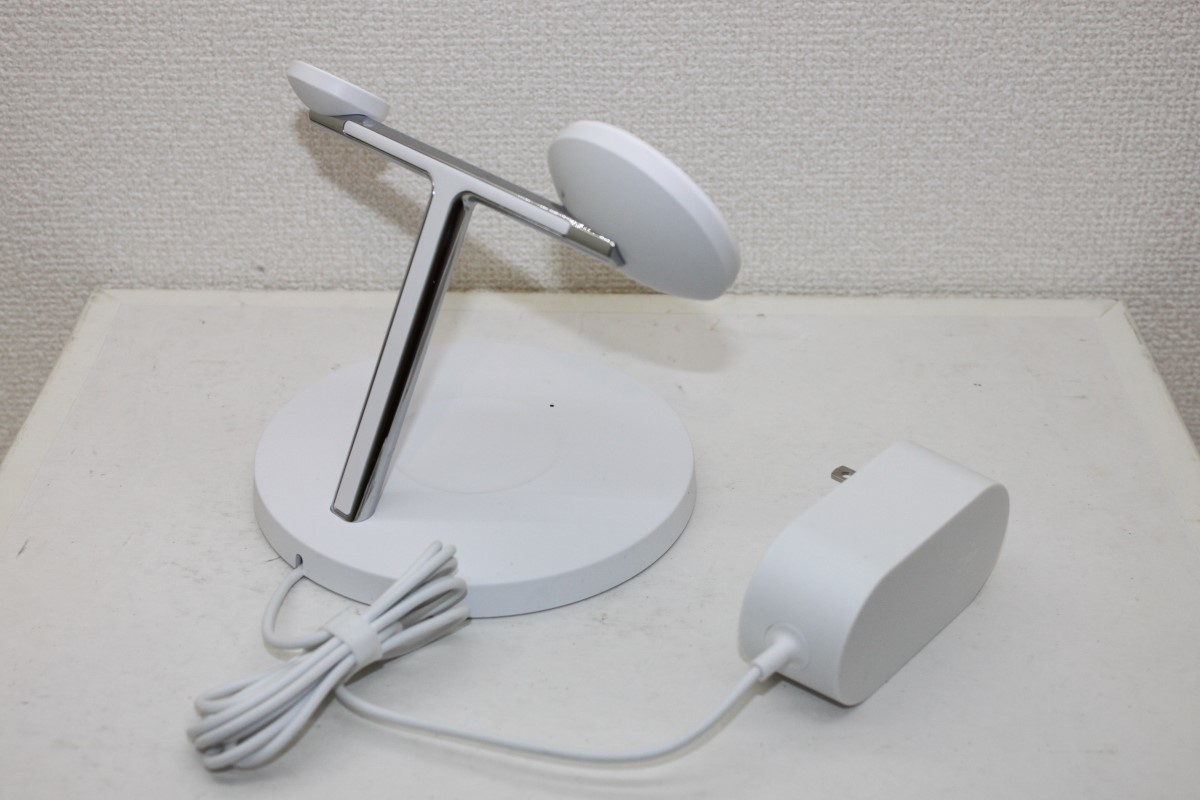 MagSafe公式認証 磁気 ワイヤレス 充電器 Belkin WIZ017 BOOST CHARGE PRO 3-in-1 Wireless Charging Stand With MagSafe ベルキン_画像7